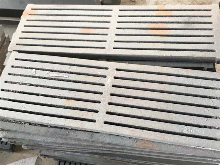 爐底（爐箅子）