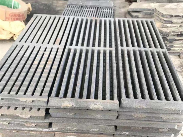 爐底（爐箅子）